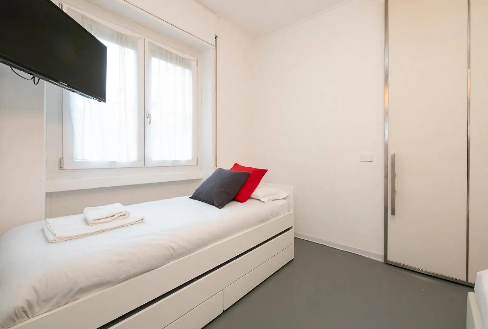 Appartement Italstay - Suite Sui Navigli - Pet Friendly Milaan